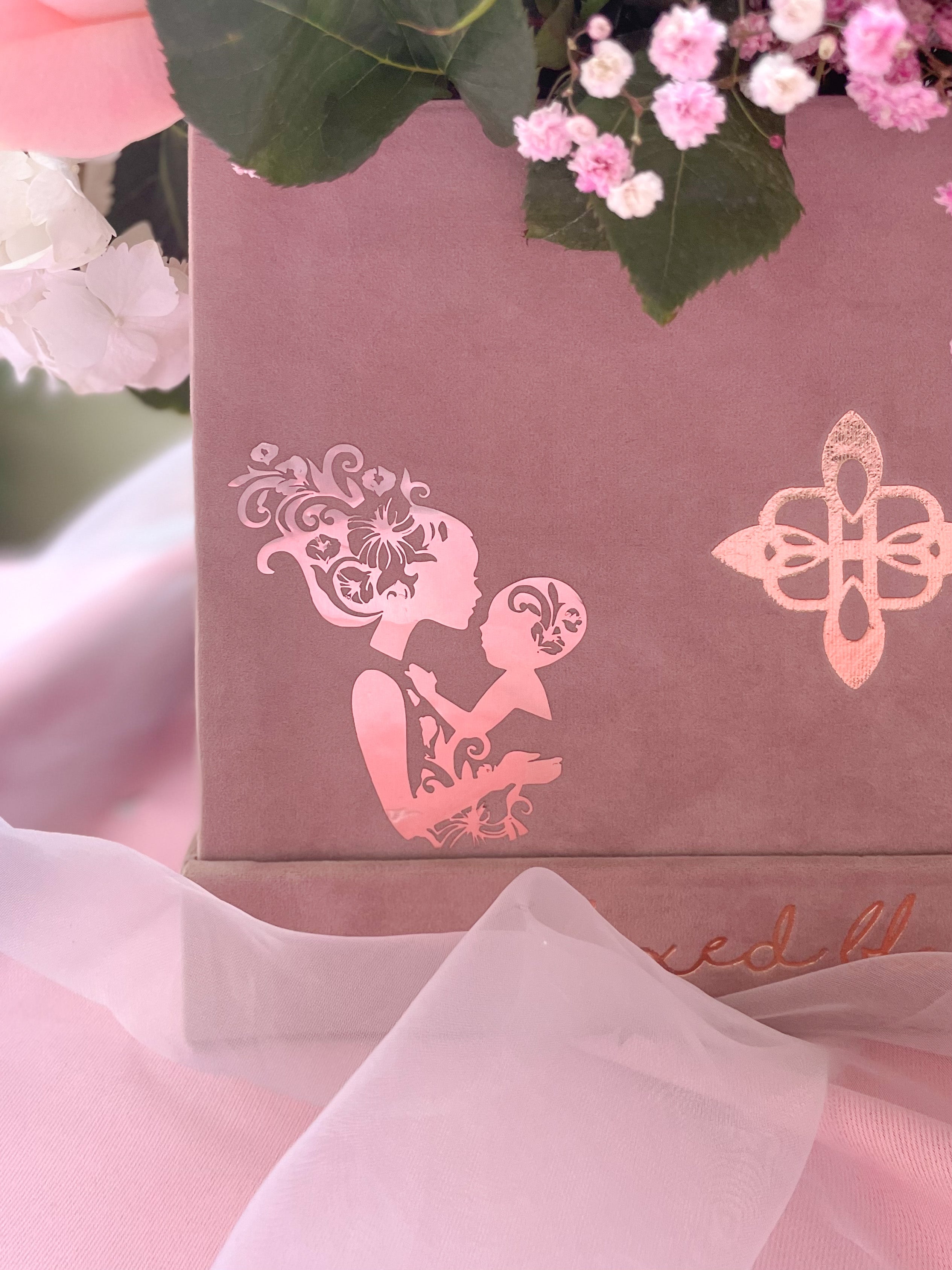 Mother & Child Velour Box
